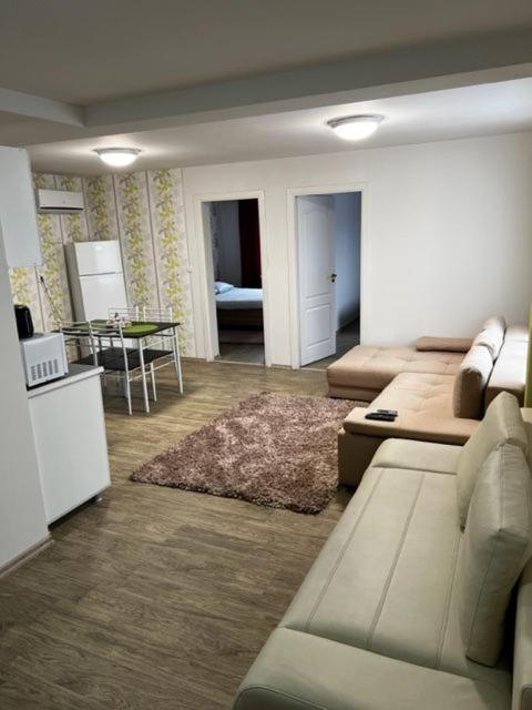 9 Apartment
